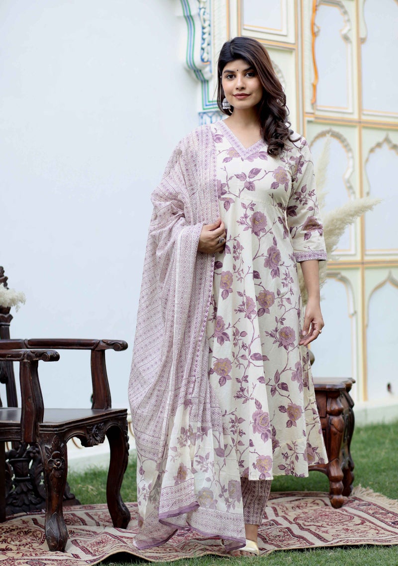 Miravan Floral Printed Pink Anarkali Kurta Set for Women - Image 4